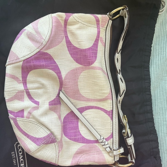 2008 authentic Coach canvas hobo bag - Picture 3 of 3